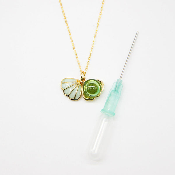 Gift Box Aroma Necklace 925 Silver Gold Coated Green Shell Electric Lime (Light Green) + Purify Oil Blend Necklaces & Pendants
