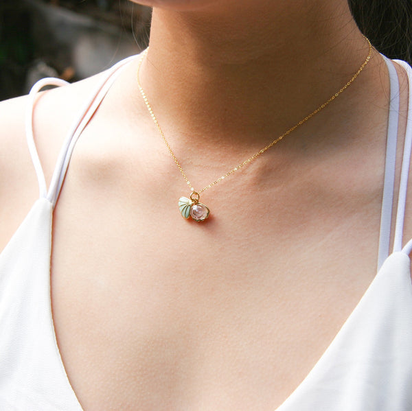 Gift Box Aroma Necklace 925 Silver Gold Coated Green Shell Dreamy Lavender (Light Purple) + Purify Oil Blend Necklaces & Pendants