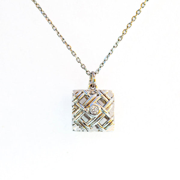 Gift Box Chest White Gold Aroma Necklace + Purify Oil Blend Necklaces & Pendants