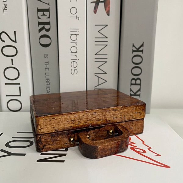 Veile Studios Elosung Brown Display Box Glass Lid Organizer For Rocks Jewelry And Collectibles Jewellery Boxes