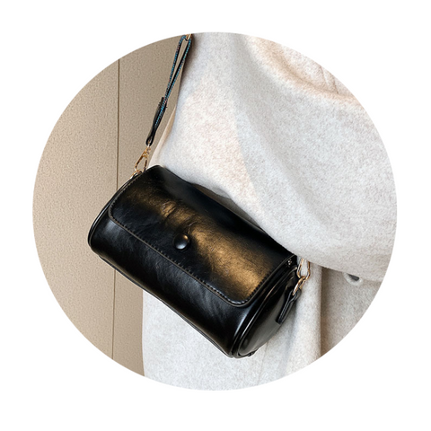Black Pu Leather Shoulder Bag With Strap Compact And Stylish Women's Bags & Handbags