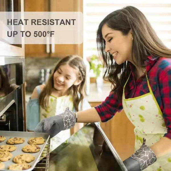 Grey 4 Piece Set Heat Resistant Silicone Kitchen Gloves With Oven Mitts & Pot Holders For Safe Cooking Baking Oven Mitts & Potholders