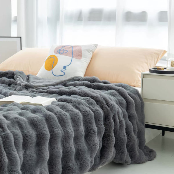 Dark Grey 130X160cm Plush Toscana Rabbit Hair Throw Blanket Soft Flannel Fleece Couch Bed Electric Blankets
