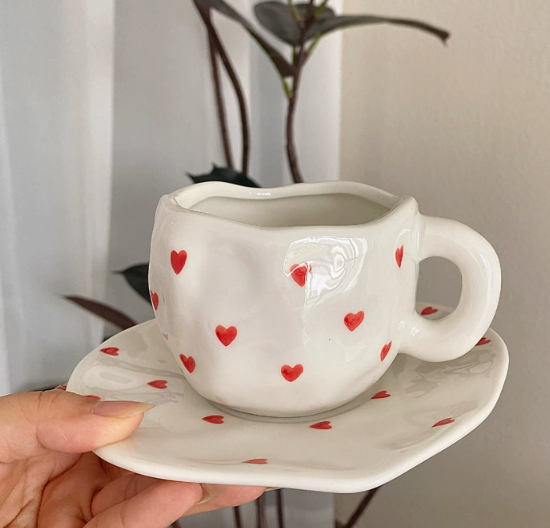 White Background Little Heart 300Ml Underglaze Hand Pinched Cup And Saucer Set Ceramic Coffee Mug Milk Breakfast Cups & Saucers