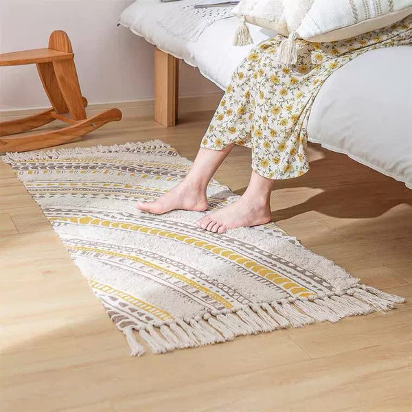 Handwoven Cotton Tassel Floor Rug For Bedroom Or Living Room|Soft Modern Geometric Design60x90cm Rugs