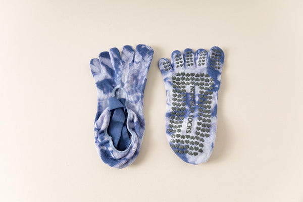 Elosung 2 Pairs Blue Tie Dye Non Slip Yoga For Women Five Toe Cotton Blend Pilates And Indoor Sports Socks