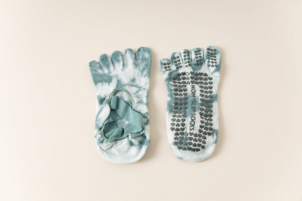 Elosung 2 Pairs Green Tie Dye Non Slip Yoga For Women Five Toe Cotton Blend Pilates And Indoor Sports Socks