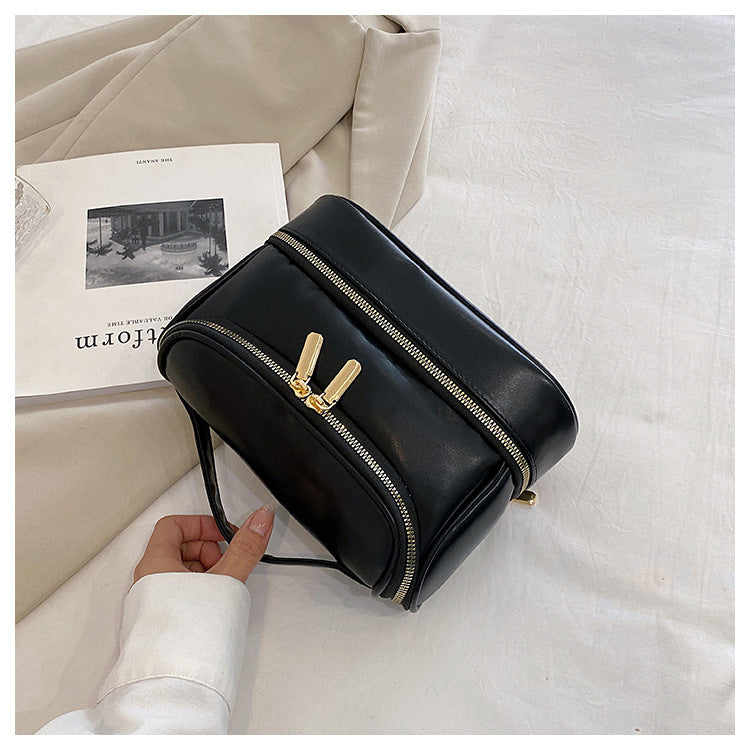 Black Large Capacity Double Layer Pu Leather Makeup Bag Portable Travel Cosmetic Organizer Case Makeup Bags & Cases