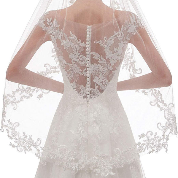 White Elegant Short Bridal Veil Single Tier With Delicate Lace Applique Edge Wedding Hair Accessory Women's Bags & Handbags