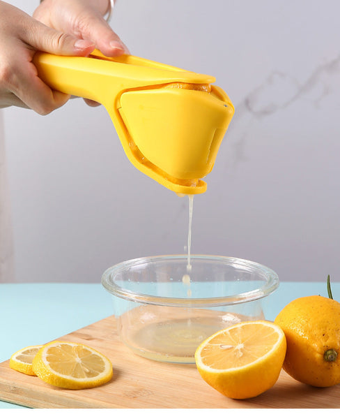 3 Pcs Yellow Easy Squeeze Manual Citrus Juicer Durable Lemon & Orange Squeezer With Pour Spout Food Grade Pp Manual Juicers