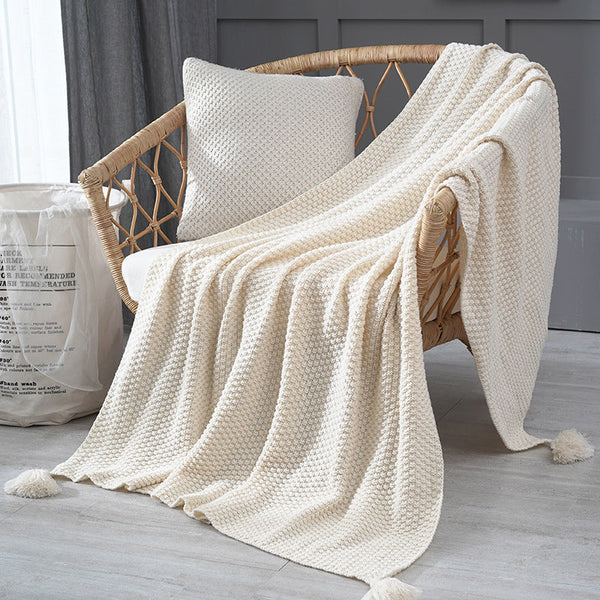 110Cm X 150Cm Beige Knitted Sofa Blanket For Autumn And Winter Naps Blankets