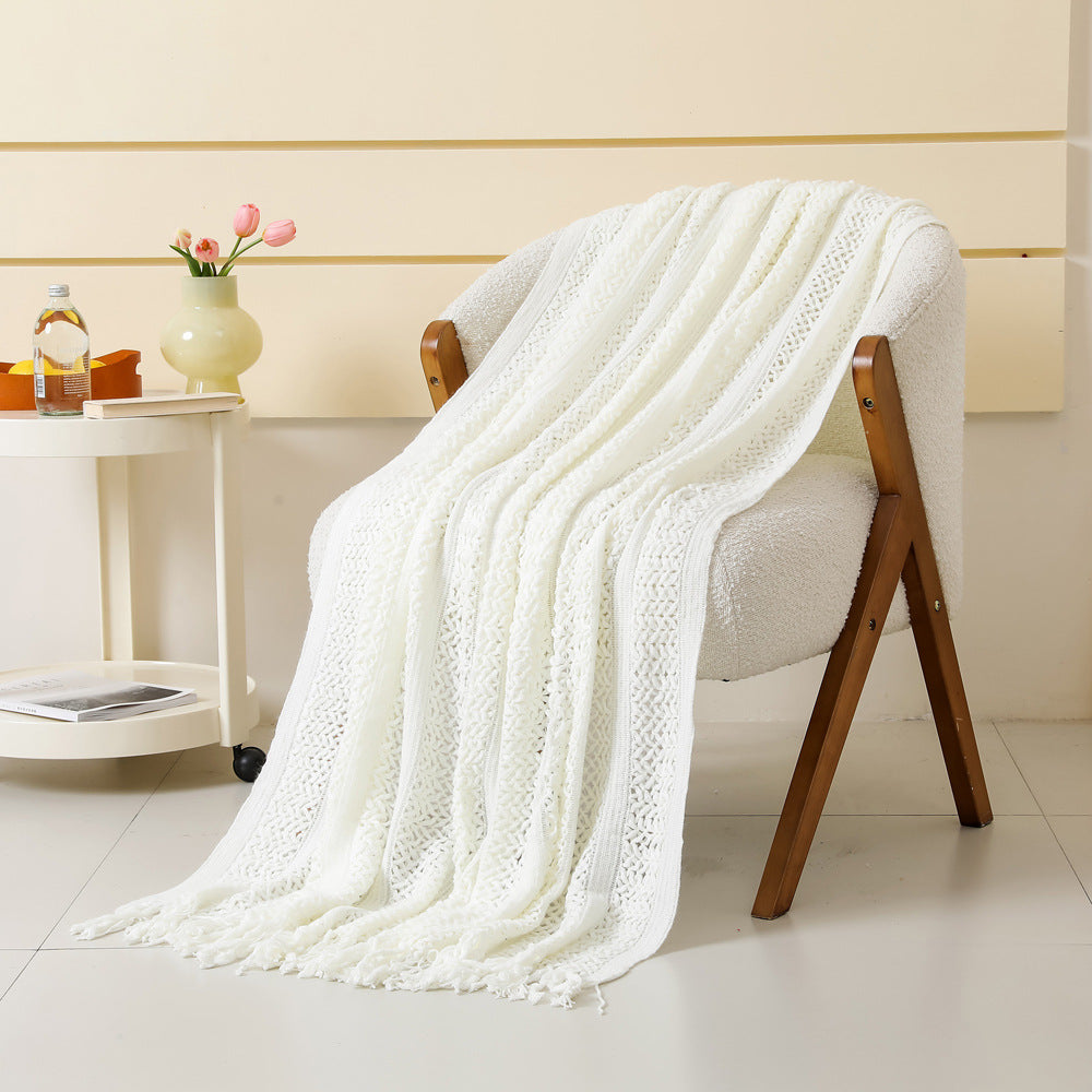 120 X 165 Cm White Hollow Knitted Sofa Blanket With Tassels 510G Ideal For Hotel And Home Blankets