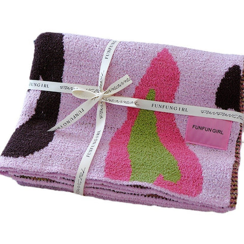 Pink Luxurious Chunky Knit Throw Blanket Cozy & Thick Sofa Accent 136 X 130Cm (920G) Blankets