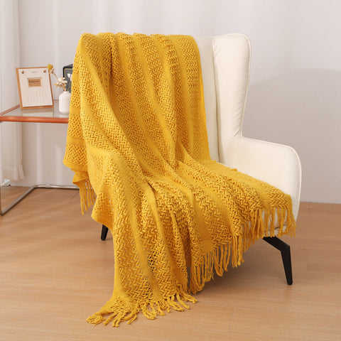 120 X 165 Cm Yellow Hollow Knitted Sofa Blanket With Tassels 510G Blankets