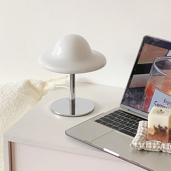 25Cm Heart Egg Tart Table Lamp With Adjustable Color And Brightness Lamps