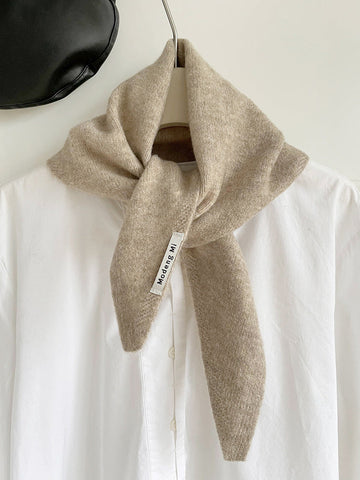 Khaki Chic Wool Blend Knit Triangle Scarf Versatile Warm Fashion Accessory 105 X 35Cm Scarves & Wraps