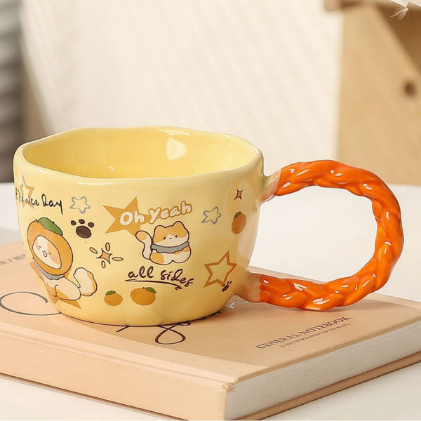 320Ml Whimsical Cat & Friends Ceramic Mug With Unique Twisted Handle Yellow Mugs