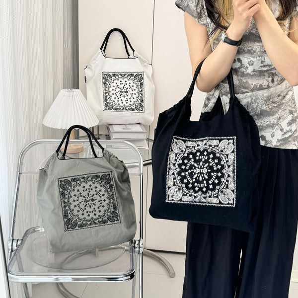Printed Canvas Tote Bag Water Resistant Large Capacity Shoulder Bag With Intricate Pattern White Datura Flower Women's Bags & Handbags