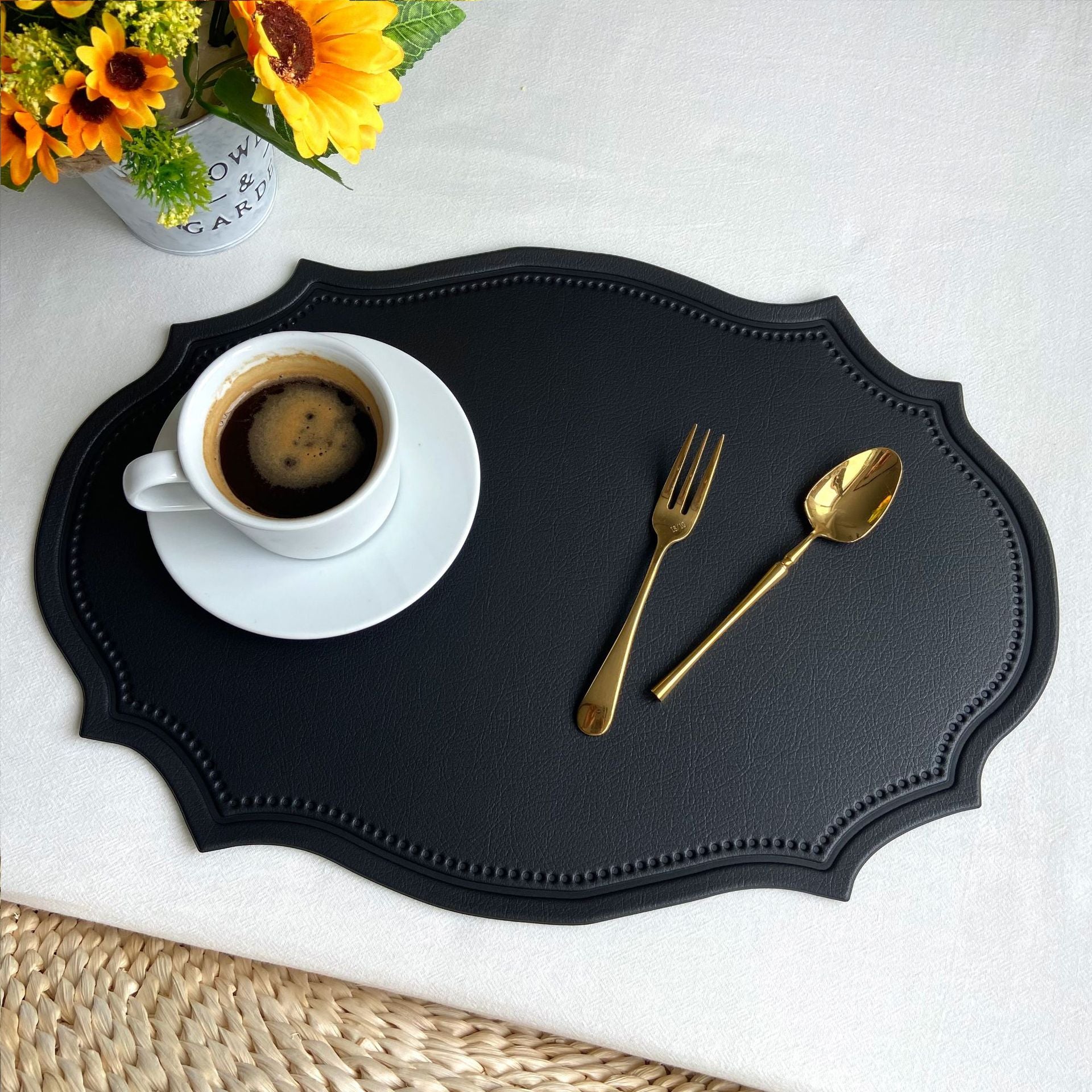 4 Pcs Retro Faux Leather Placemat Waterproof & Oil Proof Dining Table Mat (Black) Placemats