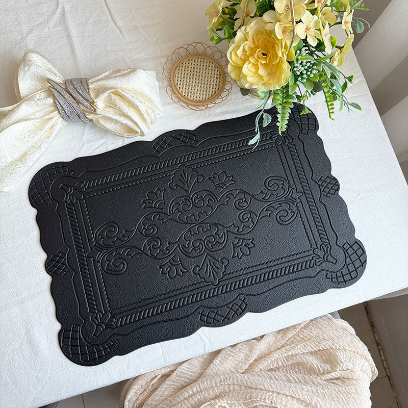4 Pcs Decorative Faux Leather Unique Shape Beautiful Packaging (Black) Placemats