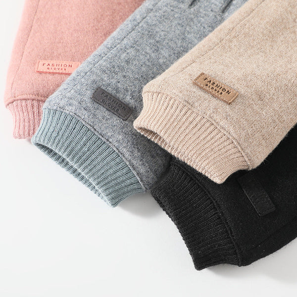 Grey Elegant Women's Wool Blend Winter Gloves Cozy Fleece Lined Touchscreen Warmth Gloves & Mittens