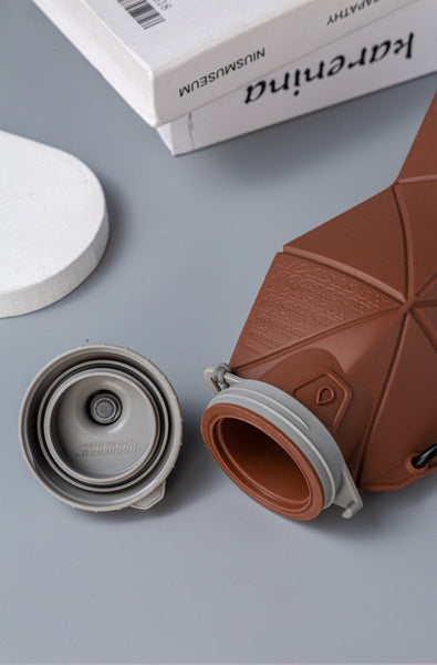 Brown And Grey Cup Lid Ultimate Foldable Silicone Water Bottle Lightweight Leakproof Travel & Sports Hydration 700Ml Water Bottles & Vacuum Flasks