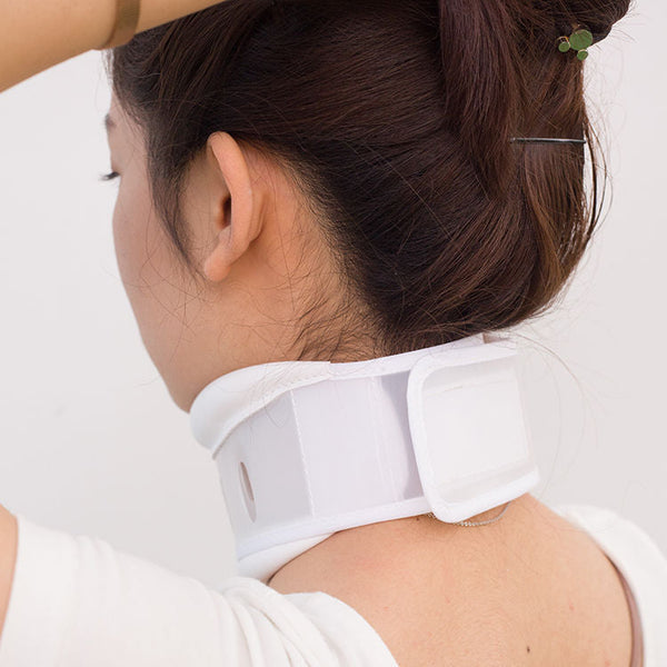 Size M White Adjustable Cervical Collar Neck Brace Breathable Support For Pain Relief & Posture Orthotics Braces & Sleeves