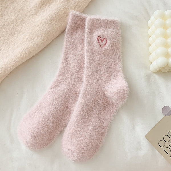 Pale Pink Elosung 2 Piecewomen's Ultra Soft Fuzzy Socks Plush Chenille Thermal Crew With Heart Embroidery Pale Pink Womens Socks