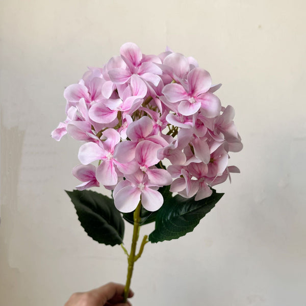 5 Piece Pink Premium Lifelike Hydrangea Artificial Flowers 60Cm Long Stem Faux Floral Bouquet For Home Wedding & Vase Decor Artificial Plants