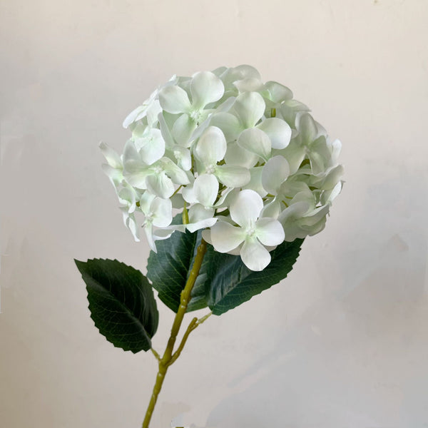 5 Piece Green Premium Lifelike Hydrangea Artificial Flowers 60Cm Long Stem Faux Floral Bouquet For Home Wedding & Vase Decor Artificial Plants