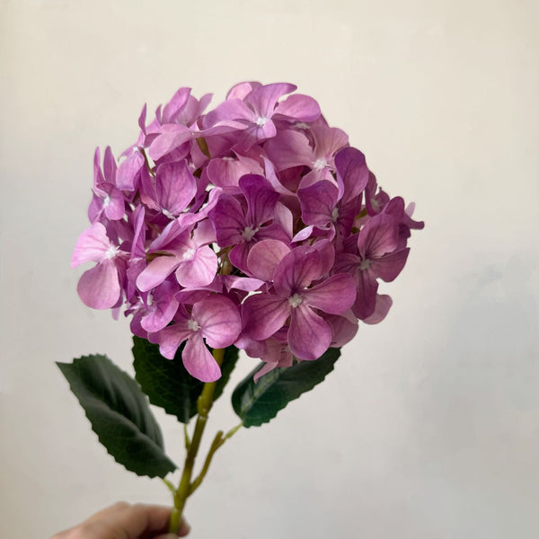 5 Piece Purple Premium Lifelike Hydrangea Artificial Flowers 60Cm Long Stem Faux Floral Bouquet For Home Wedding & Vase Decor Artificial Plants