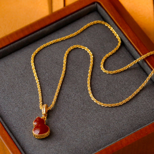 Elegant Gourd Pendant Necklace With Adjustable Textured Chain Lucky Calabash Jewelry For Women(Red) Necklaces & Pendants