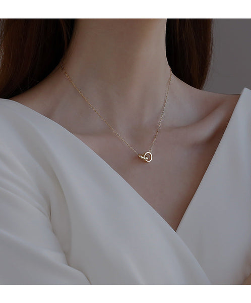 2Pc Elegant Interlocking Rings Pendant Necklace With Zirconia Accents Copper Base Minimalist Jewelry(Platinum) Necklaces & Pendants