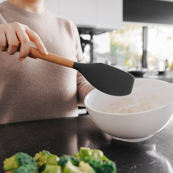 2Pcs Beechwood & Silicone Spatula Charcoal Cooking Utensils