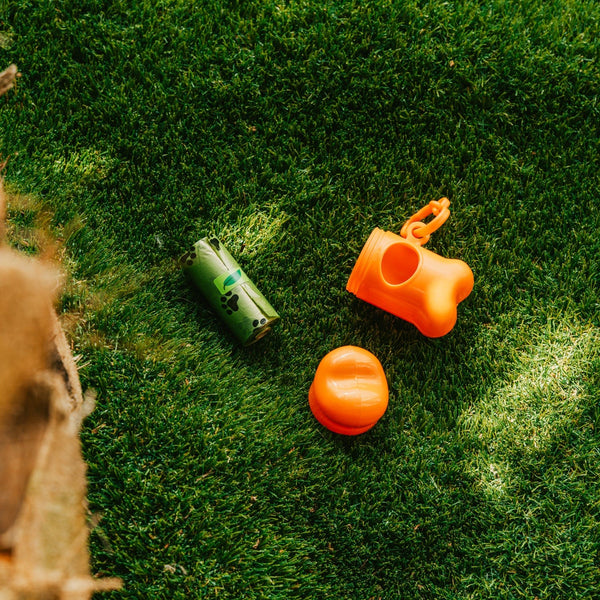 Livingtoday Pet Dog Poop Dispenser And 15 Biodegradable Unscented Waste Bags Pooper Scooper & Bags