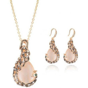 A Suit Of Chic Rhinestone Decorated Peacock Shape Necklace And Earrings For Women Golden