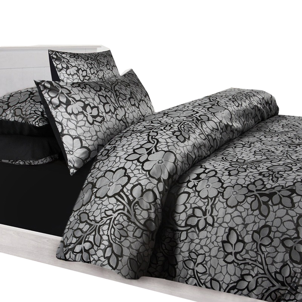 Accessorize Emma Quilt Cover Set Black Double Quilt Covers