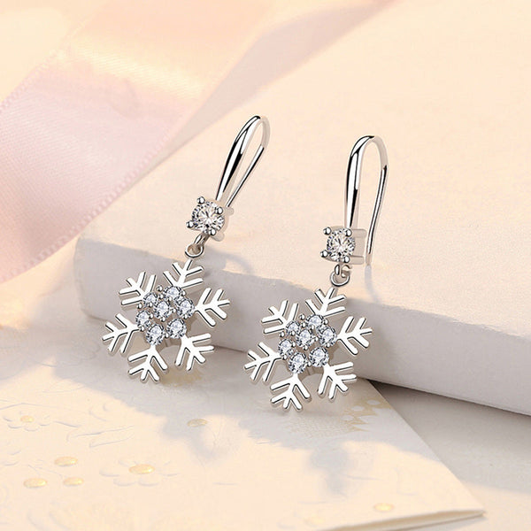 Temperament Snowflake With Rhinestones Fashion Christmas For Women Earrings