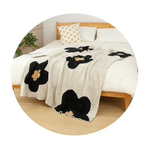 White Black Knitted Sofa Blanket With Plush Side 130 X 160 Cm 950G Blankets