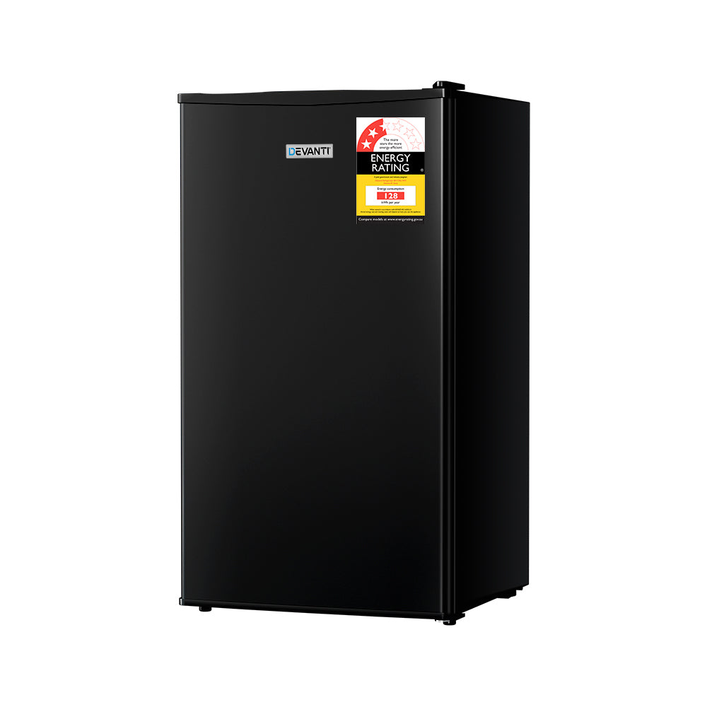 Mini Fridges Devanti 95L Bar Fridge Black