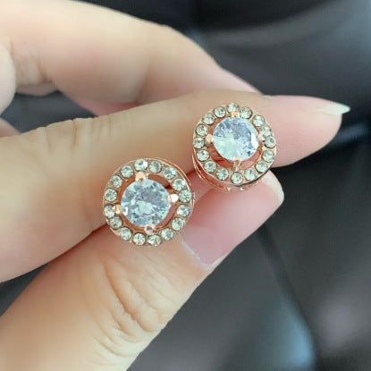 Veile Studios Round Diamond Classic Timeless Design Earrings