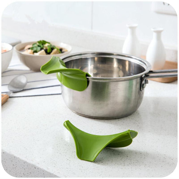 Silicone Funnel Saucepan Pourer Creative Kitchen Accessories Utensils Funnels
