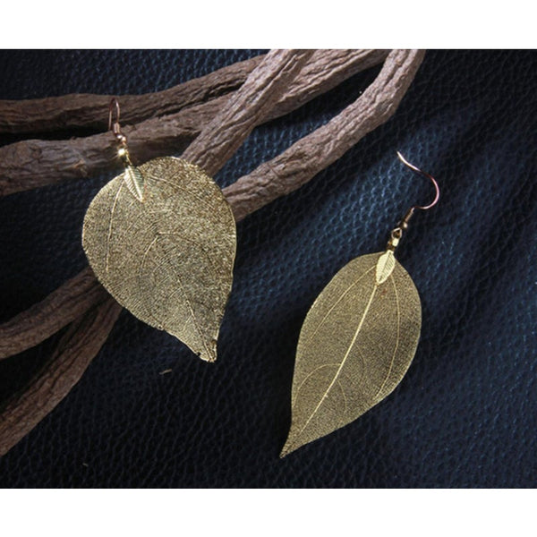 Veile Studios Delicate Filigree Leaf Drop Leaves Studs Long Dangle Gold Earrings