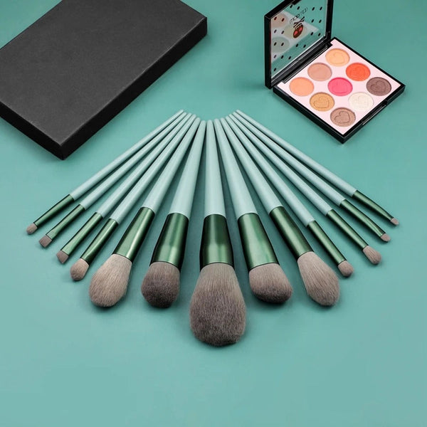 13 Pieces Conical Makeup Set Long Bronzer Sculpting Highlight Eyeshad Brushes