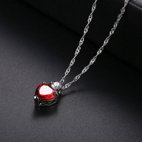 Elegant Love Heart Pendant Women Necklace Red One Size