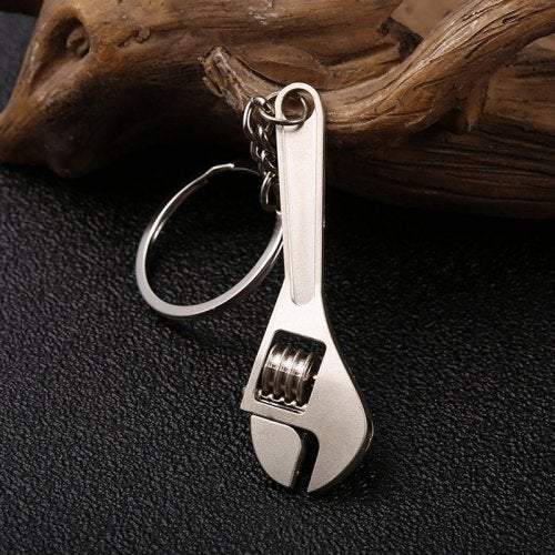 Necklaces Creative Simulation Wrench Keychain Car Small Gift Silver Keyrings