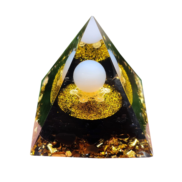 Healing Natural Crystal Energy Generator Meditation Pyramid Crystal Glass