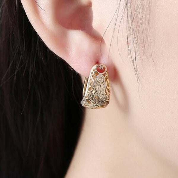 Veile Studios K Gold Zircon Earring Pattern Hollow Romantic Wind Clip Earrings