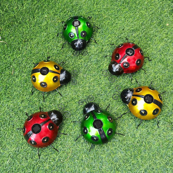 Ladybug Garden Statue With Solar Lights Backyard Lawn Decoration Ornaments & Statues