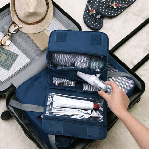 Large Capacity Bathroom Cosmetic Storage Bag With Hanging Hook For Travel Makeup Bags & Cases